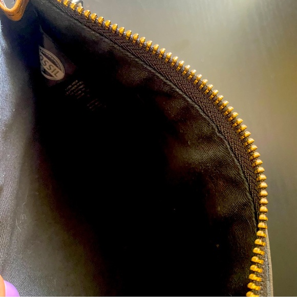 Vintage Fossil Crossbody Wallet - Picture 4 of 6